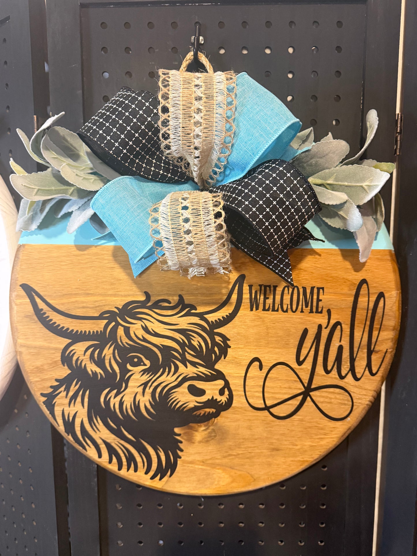 18” Highland Cow - Colors can be changed
