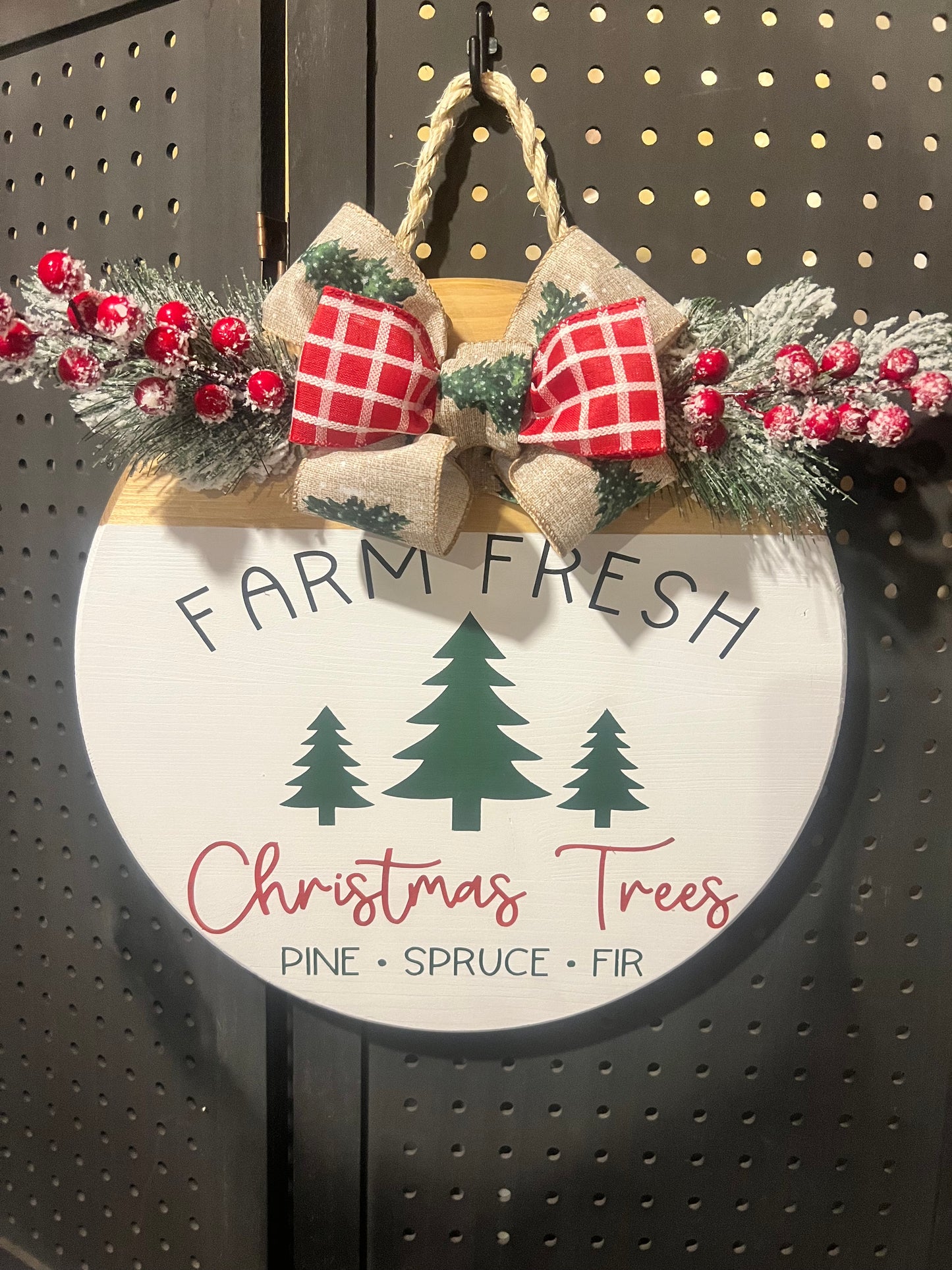 Door Hanger - Farm Fresh Trees