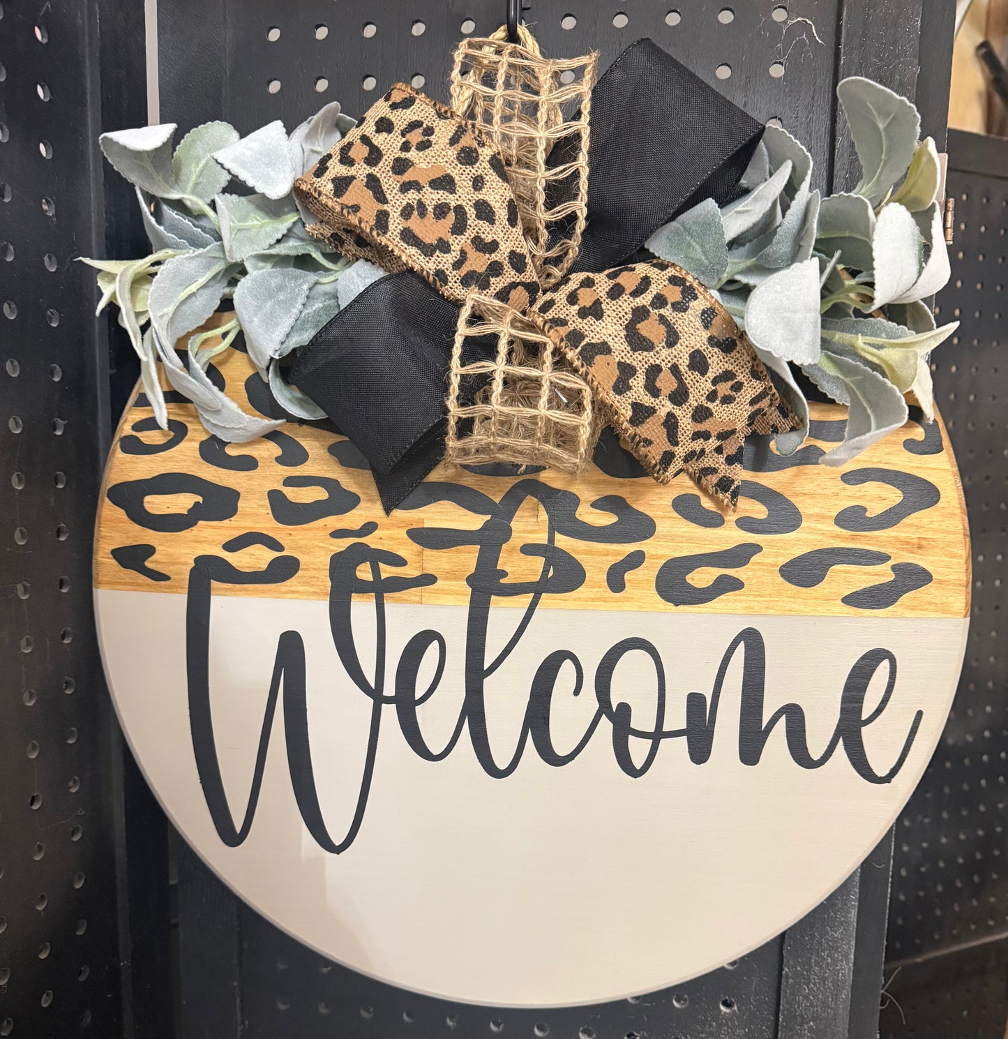 18” Door Hanger - Welcome with leopard