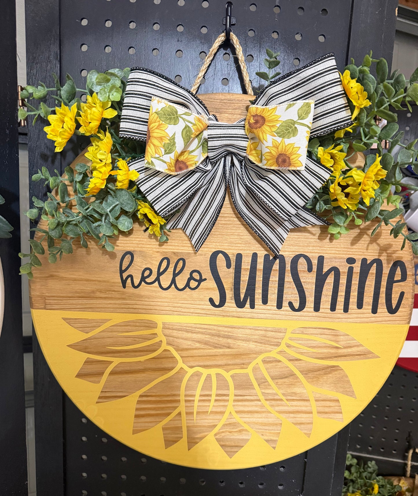 18” Door Hanger - Hello Sunshine with bow bow
