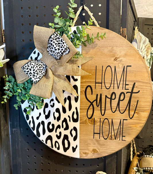 Door Hanger - Home sweet home - leopard print