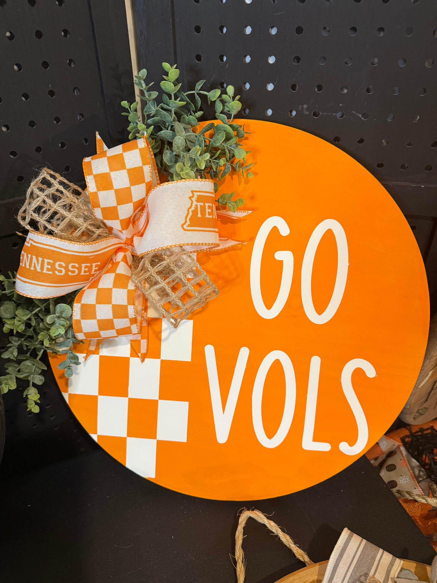 Door Hanger - Checkered with Go Vols