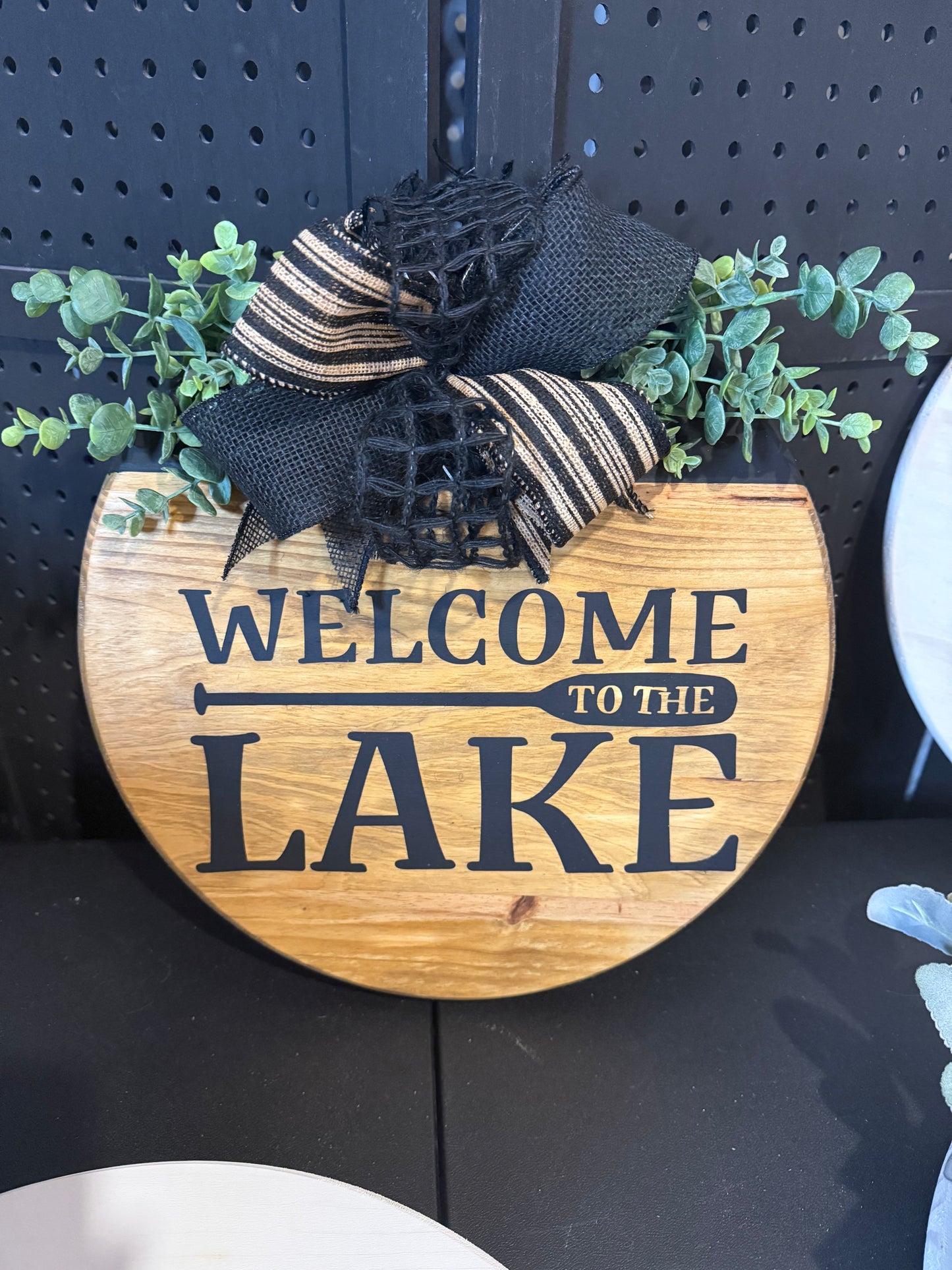 Door Hanger - Welcome to the lake