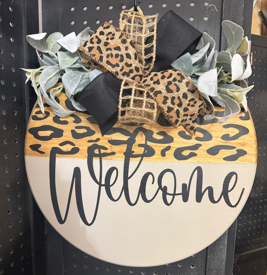 18” Door Hanger - Welcome with leopard