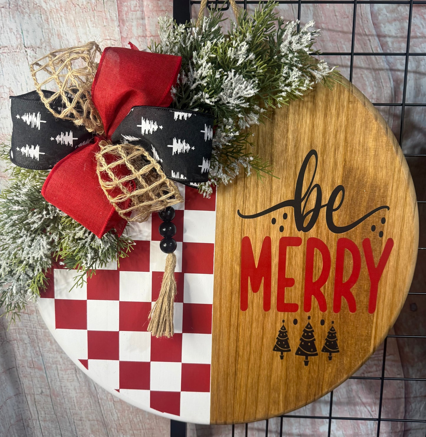 18” Door Hanger - Be Merry with checkers
