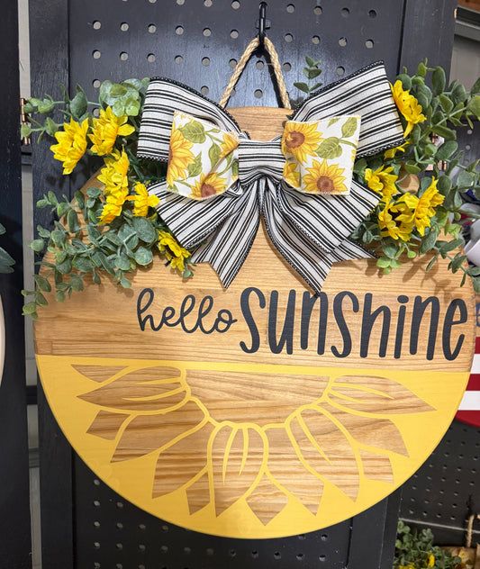 18” Door Hanger - Hello Sunshine with bow bow