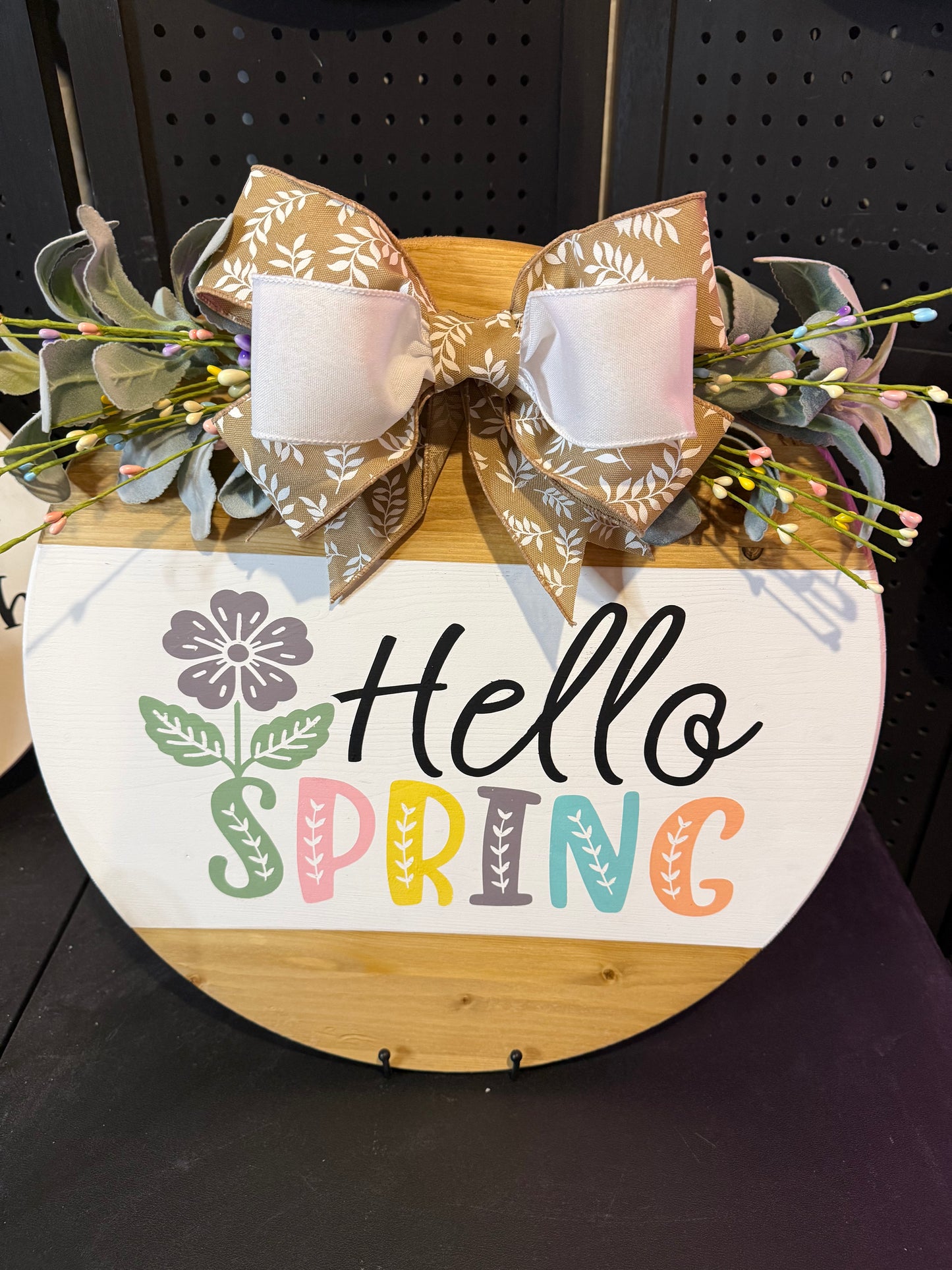 18” Door Hanger - Hello Spring