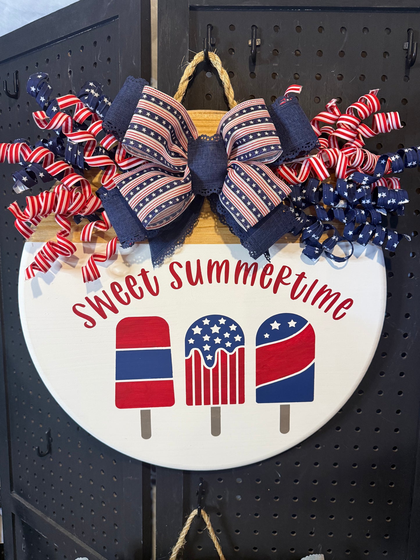 18” Door Hanger - Patriotic Sweet Summertime